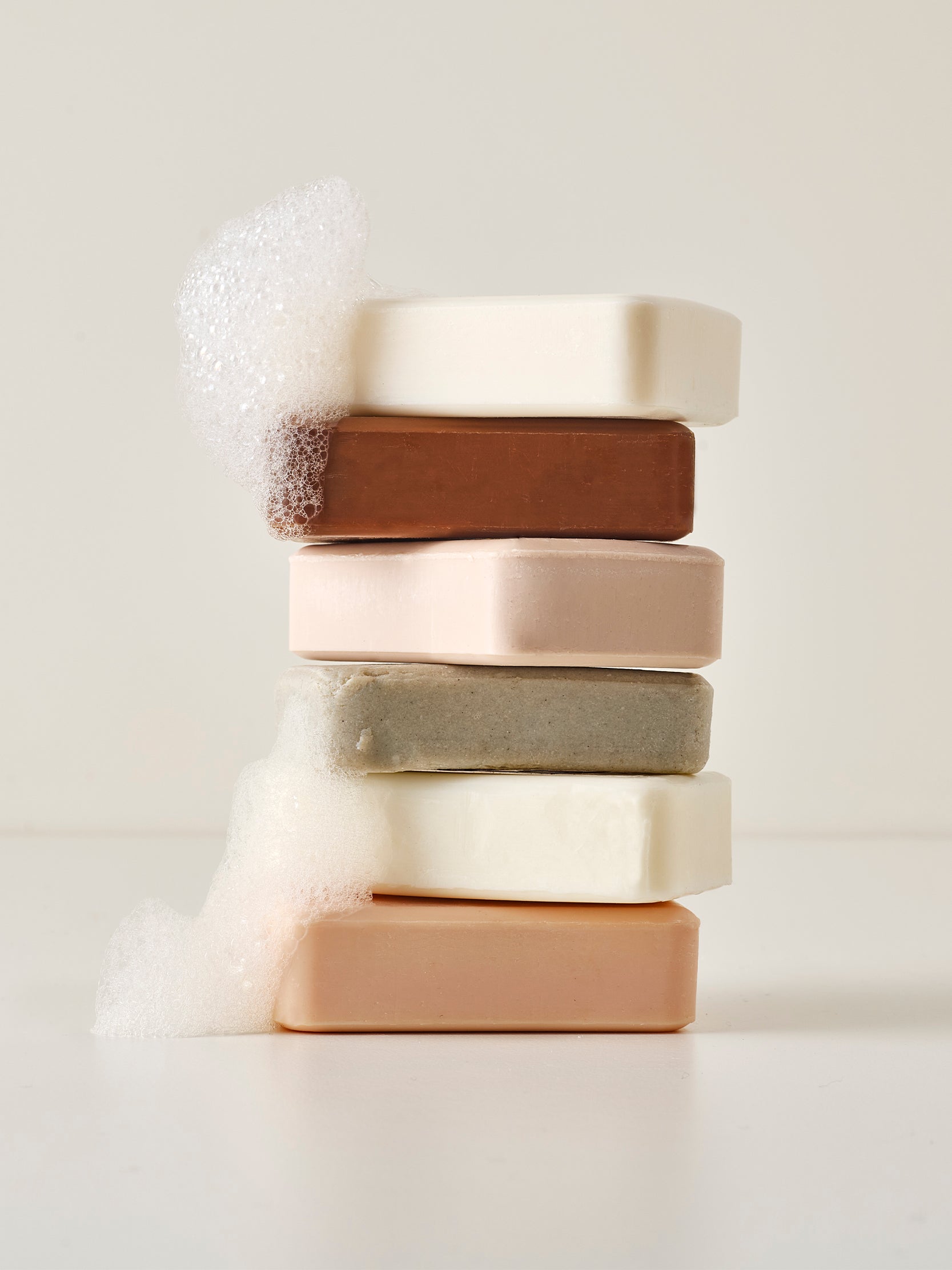 CUIDADOS ESSENCIAIS ALOÉ VERA SOAP 90g